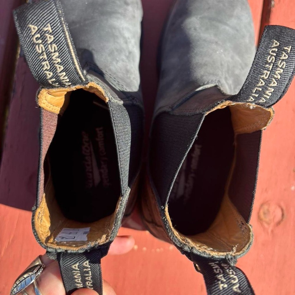 Blundstone Charcoal Suede Chelsea Boots - Picture 5 of 6